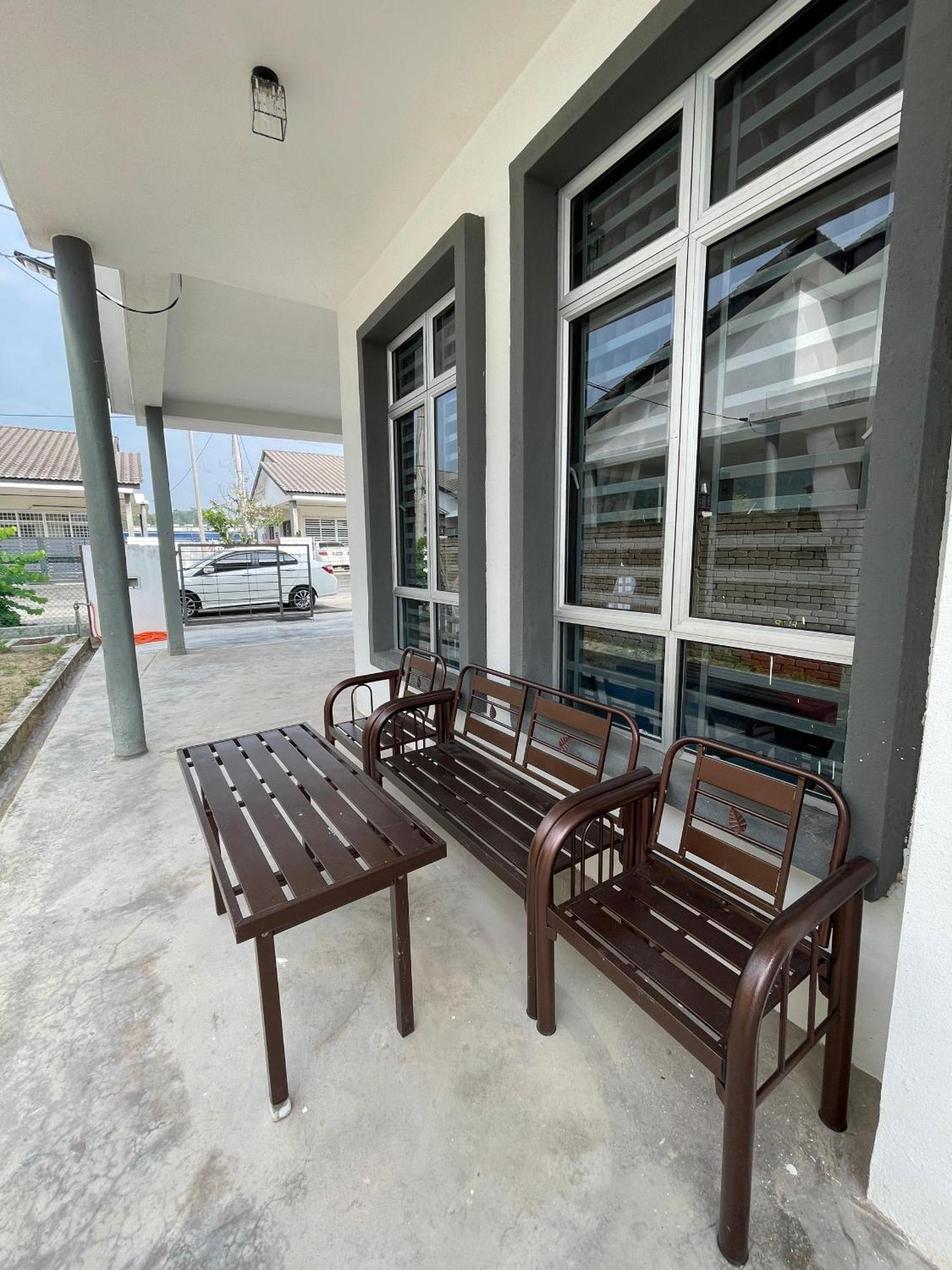 Homestay Faleeq Jerantut Exterior photo